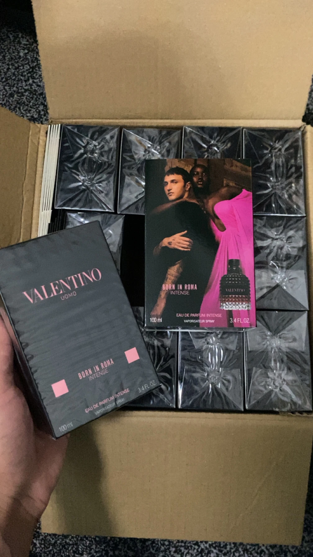 Valentino Born in Roma (NOT INTENSE)